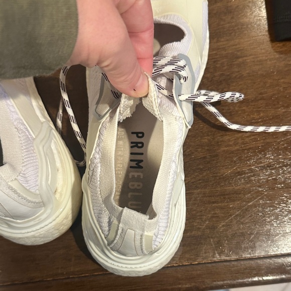 Adidas Stella McCartney Cream and White Sneakers - Picture 5 of 7